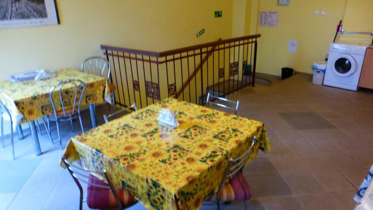Iwona Hostel - Budget Rooms With Private Bathrooms Sopot Exterior foto