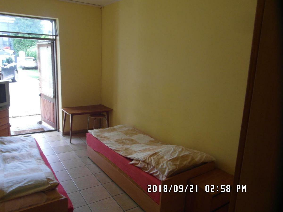 Iwona Hostel - Budget Rooms With Private Bathrooms Sopot Exterior foto