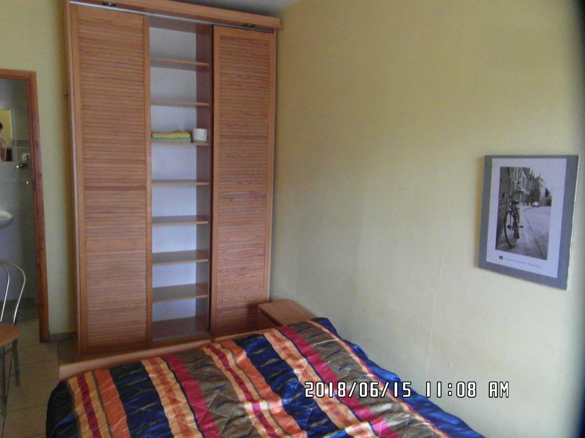 Iwona Hostel - Budget Rooms With Private Bathrooms Sopot Exterior foto